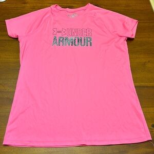 Under Armour youth XL loose fitting, lightweight, short sleeve shirt
